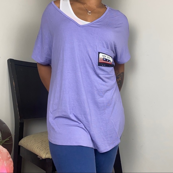 AJ Oversized Lavender V-neck Tee Size Small - Picture 1 of 7